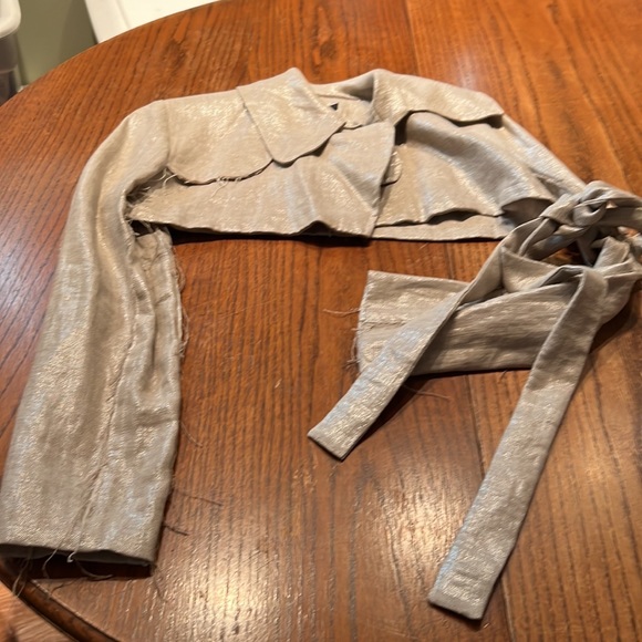 Paul Hardy Linen Shrug With Metallic Thread One Sleeve Has Long Linen Belt 8 - Picture 2 of 11